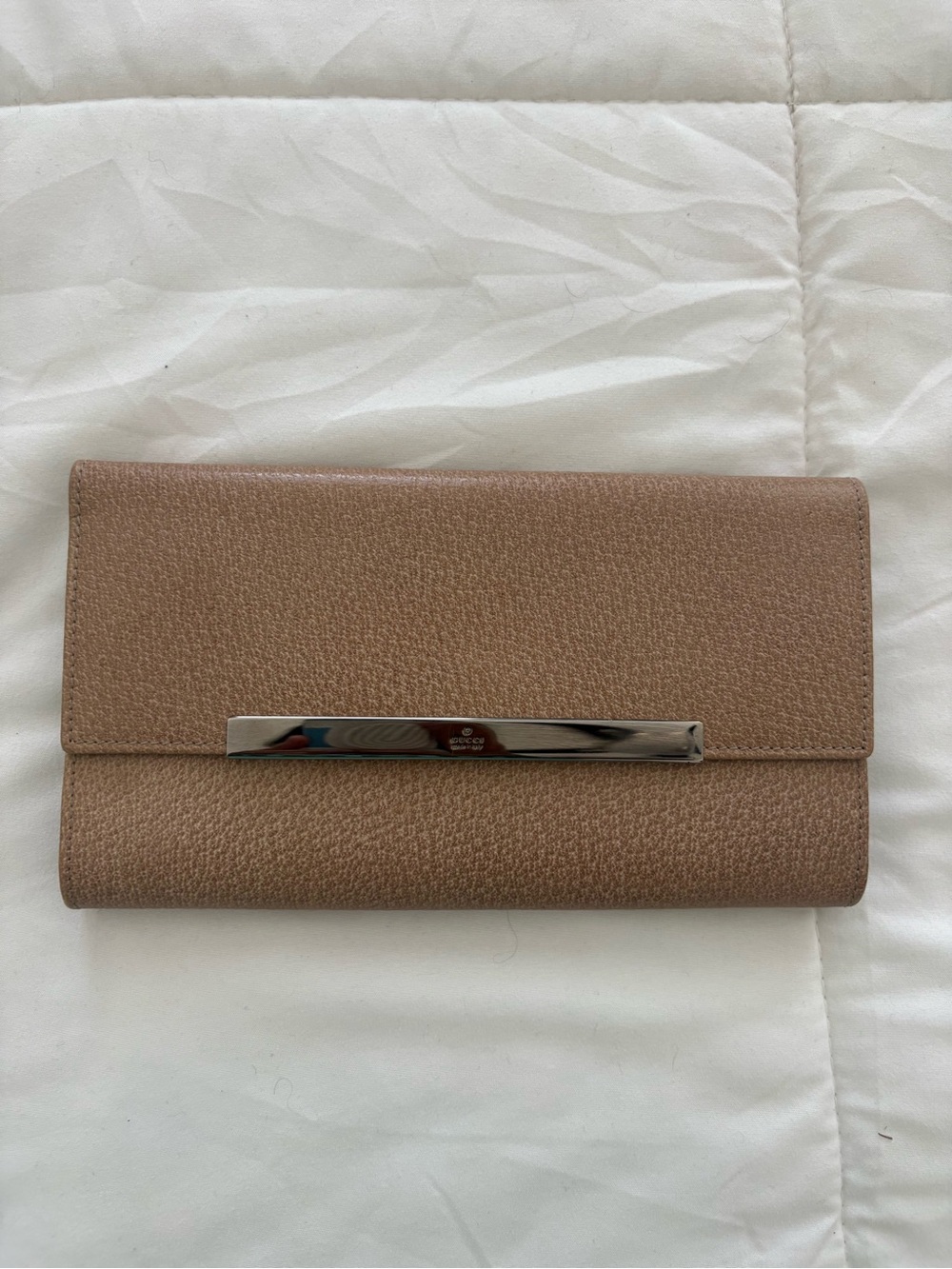 Gucci Beige Fold-Over Wallet with Silver Bar